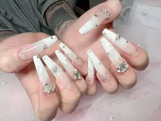 ネイル ガールネイルサロン所属・ガール ネイルサロン Girl salonのネイルデザイン