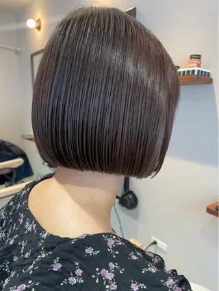 ショート カラー 艶カラー🌙縮毛矯正 /ボブ【Reina】のヘアスタイル