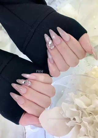 ネイル TIDY M&Mのネイルデザイン