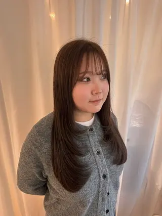 カラー MINT Natsumiのヘアスタイル