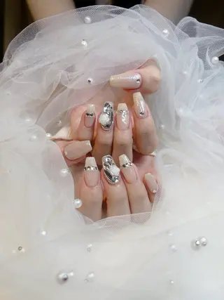 ネイル Naru Kelinailのネイルデザイン