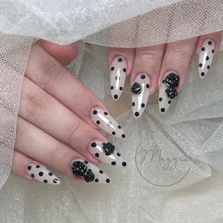 ネイル Maggie Nail🦩のネイルデザイン
