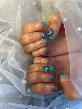 ネイル ✴︎ Delightのネイルデザイン