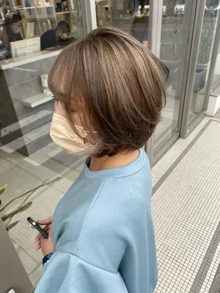 ショート カラー 吹田 駿 髪質改善縮毛矯正のヘアスタイル