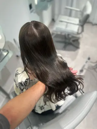 カラー Unique umekita所属・unique 松原吹季のヘアスタイル