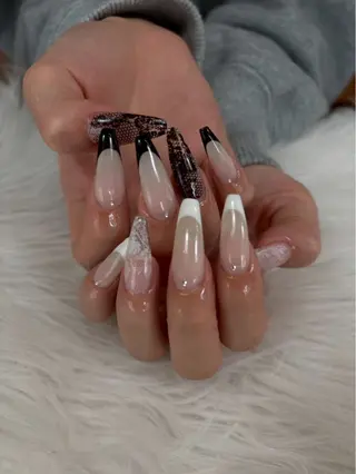 ネイル 🫧‪Yuri🫧 2月予約受付中🌟のネイルデザイン