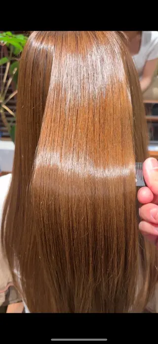 ロング 山本 元音のヘアスタイル