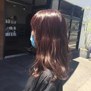 セミロング maco 艶感ハイトーン🦋のヘアスタイル