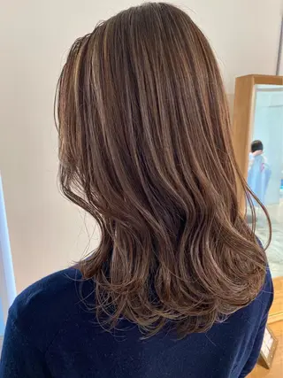 セミロング カラー noa ☪︎のヘアスタイル