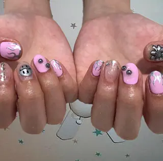 ネイル sharesalon    room59所属・nozomi 🌙のネイルデザイン