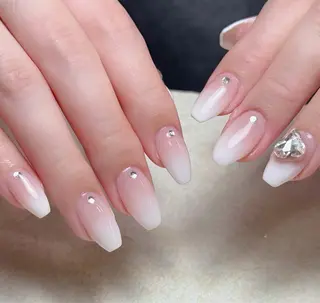 ネイル 中野駅から2分 MEO NAILのネイルデザイン