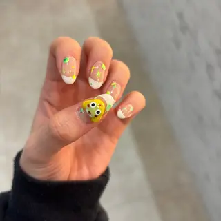 ネイル 栗田 ゆう子のネイルデザイン