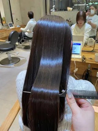 セミロング カラー SINCE【シンス】所属・Hika.ハイトーン 髪質改善🩵ᩚ🫧のヘアスタイル