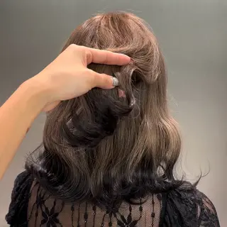 セミロング カラー 大阪ハイトーン /MYUUのヘアスタイル