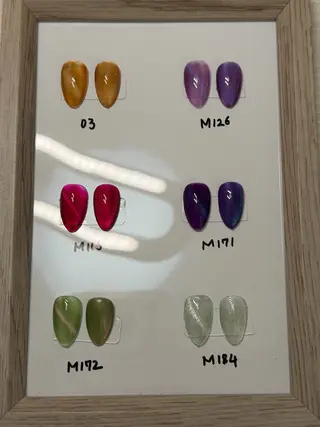 ネイル Tinails所属・Tinails (ティナネイル)のネイルデザイン