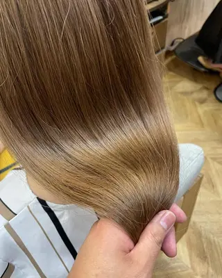 カラー パーマ ヘアアレンジ メンズ キッズ ネイル マツエク・マツパ Saffyハリウッド トリートメント◎のヘアスタイル