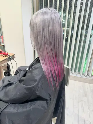 セミロング カラー Re:st所属・Miyavi/カラー ショートボブのヘアスタイル