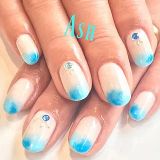 ネイル 🩵NORIKO 上品ネイルが得意🩵のネイルデザイン