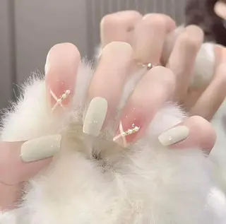 ネイル Hi Beauty 渋谷(ネイル、ハイパーナイフ6、脂肪れいきゃく、マッサージ&エステサロン)所属・Hi beauty 渋谷のネイルデザイン