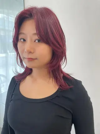 ミディアム Authen. soraのヘアスタイル