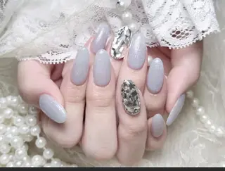 ネイル 🐳彩羽チップ 長さだし専門🐳のネイルデザイン