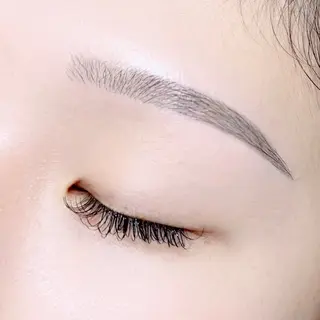 アイブロウ EYE STAR ＋山形店所属・EYESTAR＋ さとうの眉毛・アイブロウイメージ