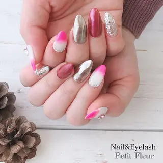 ネイル Petit Fleur所属・青柳 亜梨奈のマツエク・マツパデザイン