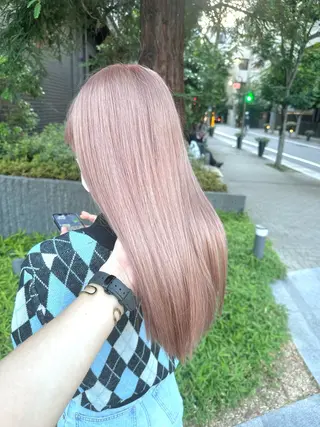 ロング カラー chloe 【クロエ】のヘアスタイル