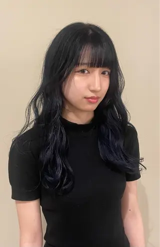 ロング カラー 栗山 瑠花のヘアスタイル