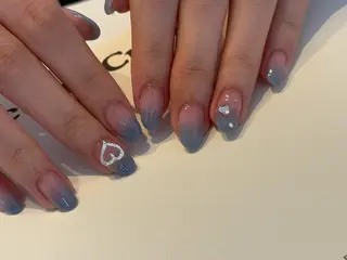 ミディアム Erina 南越谷のネイルデザイン