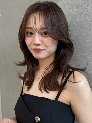 セミロング カラー レイヤー＆カラー 人気美容師倉崎涼のヘアスタイル