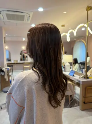 ミディアム カラー merc.🍨田行 七海のヘアスタイル