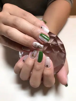 ネイル 'mm所属・'mm  (ミリ) ＭＡＮＡＭＩのネイルデザイン