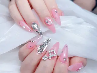 ネイル M🌷nail 長さだし専門店のネイルデザイン
