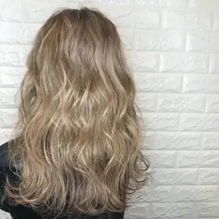 ロング カラー knock【ノック】所属・烏丸韓国ヘア🇰🇷 ayaka🎀のヘアスタイル