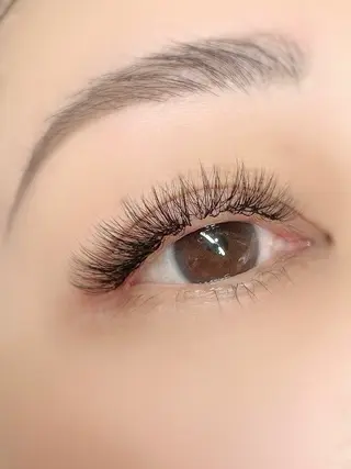 マツエク・マツパ aveuglant所属・aveuglant 加藤久佳のマツエク・マツパデザイン