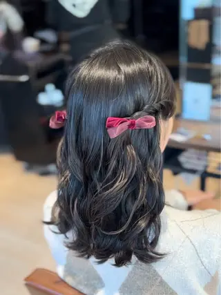 セミロング カラー ヘアアレンジ 髙木美緒🌿 レイヤー/アレンジのヘアスタイル