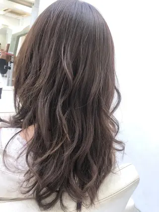 セミロング 20代半ば上質なへア ケア 髪質改善 大西のヘアスタイル