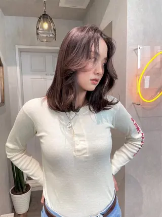 セミロング カラー ヘアアレンジ iona/ハイトーン /ネイルのネイルデザイン