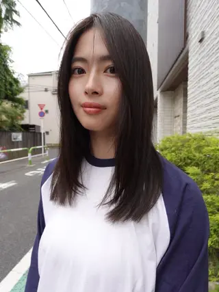 ミディアム カラー パーマ CEINE PATHのヘアスタイル