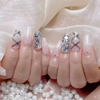 ネイル 櫻井 ナナのネイルデザイン