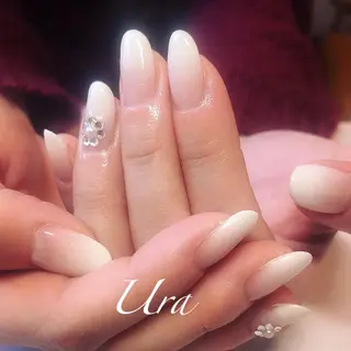 ネイル UrakoNail 《nail》のネイルデザイン