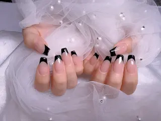 ネイル UMI ネイルサロン新宿🎀のネイルデザイン