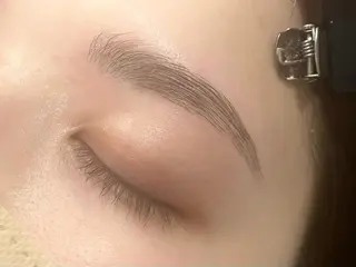 アイブロウ EYEMAJIC Pure★高見の眉毛・アイブロウイメージ