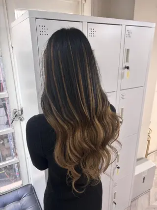 ロング カラー ベルグロー アルファのヘアスタイル