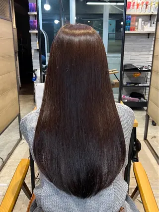 ロング カラー youres hair 髪質改善トリートメント&ヘッドスパ新宿三丁目店所属・小林春月 /新宿美容師のヘアスタイル