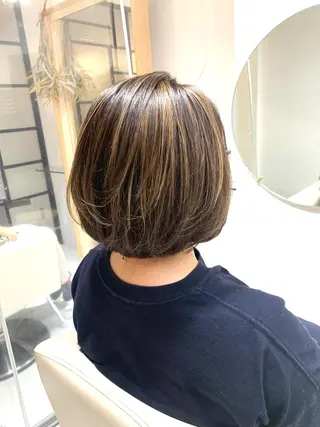 ショート カラー 山内 瑞穂のヘアスタイル