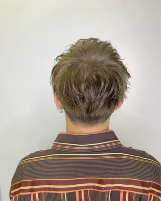 ショート カラー メンズ 🕊️レイヤーカット 透明感カラー GOのヘアスタイル