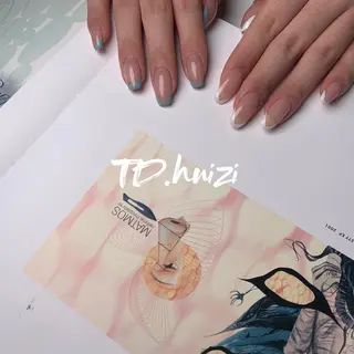 ミディアム めぐみのネイルサロン 惠のネイルデザイン