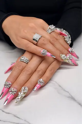 ネイル mr.nail.art68所属・mr.nail. art68.KEN.のネイルデザイン